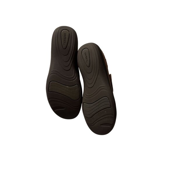 Aetrex  Womens Brown Leather Slip-On Shoes With Braided Decorative Size 9 - Picture 6 of 9